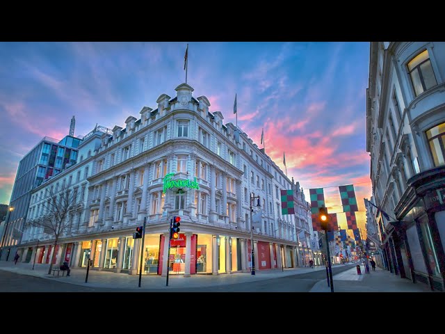 A Dawn London Walk through the West End as the City Awakens | 4K HDR