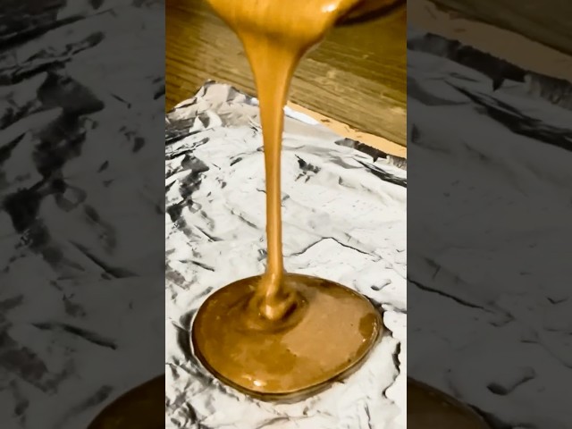 Squid Game ⏅ Dalgona Candy Recipe 2-Ingredient Honeycomb Candy