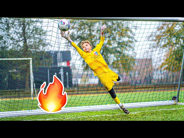 10 Year Old Goalkeeper On Fire 🔥