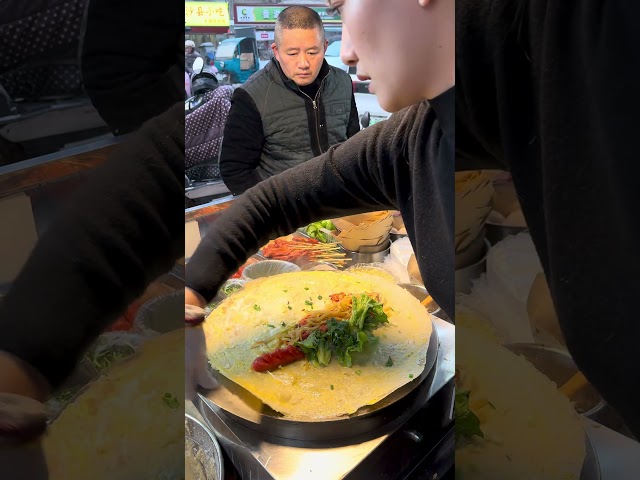 🥰 Satisfying with delicious egg pancake 🥳 #streetfood #satisfying #satisfyingvideo