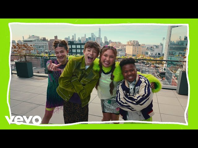 KIDZ BOP Kids - Apple (Official Music Video) [KIDZ BOP 50]