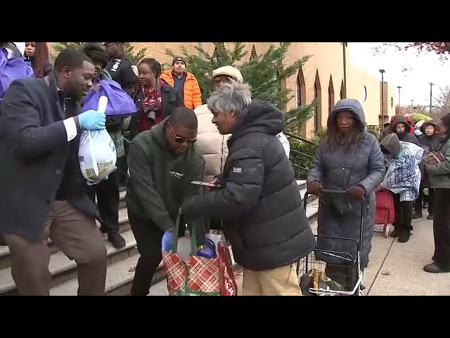 Queens church holds annual turkey giveaway ahead of Thanksgiving