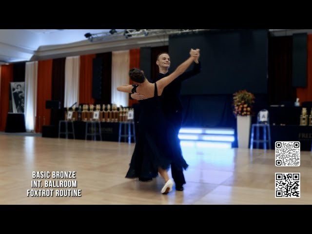 Basic BRONZE International Ballroom FOXTROT Routine by Ilya Golovanov & Anastasiia Kovalenko