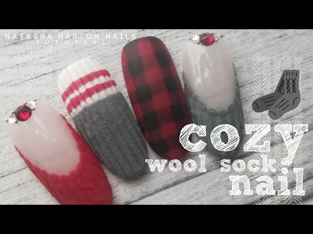 Cozy Wool Sock Nail • Natasha Harton Nails • Christmas 2019