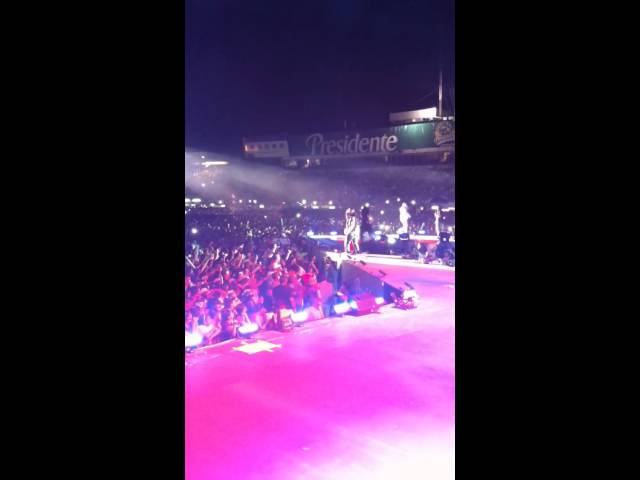 T Pain LIVE in Dominican Republic with Wisin y Yandel part 2