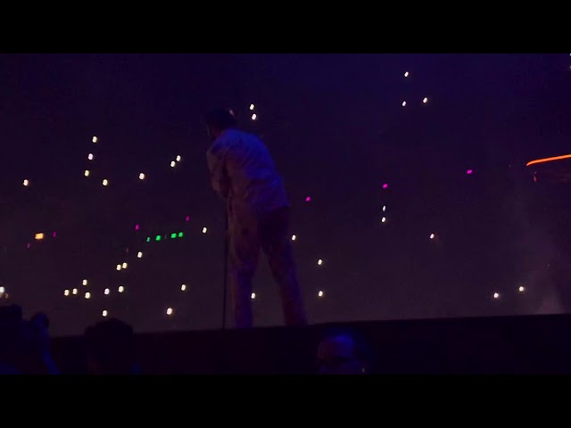 Post Malone Performing 'Over Now' @ Ziggo Dome (25-02-2019) FRONT ROW EXPERIENCE!