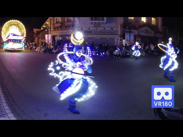 3D 180VR 4K Dancer with beautiful winks in Moonlight Parade Everland Theme Park