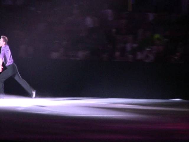 Elvis Stojko skating at the Canadian National Exhibition