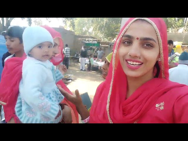 आइये चलते है बाबा रामदेव जी के मेले में 🥰 #Sadalpur #babaramdevji #mela #poonambishnoi29 #familyvlog