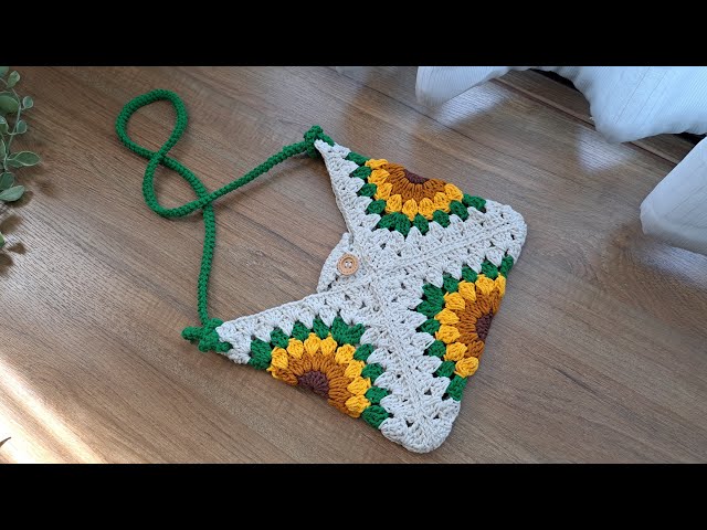 Crochet Sunflower Crossbody Bag Tutorial | Crochet Shoulder Bag Tutorial | Beginner friendly!