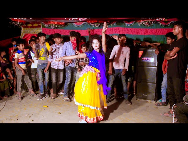 গ্রামের বিয়ে বাড়ির অসাধারণ নাচ  Dj Bajao Re | Rajasthani DJ Song | New Wedding Dance | Juthi