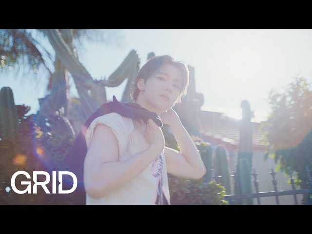 POW (파우) 'Boyfriend' M/V