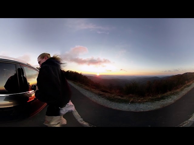 360 View of the Sunrise in the Mountains *No Audio*