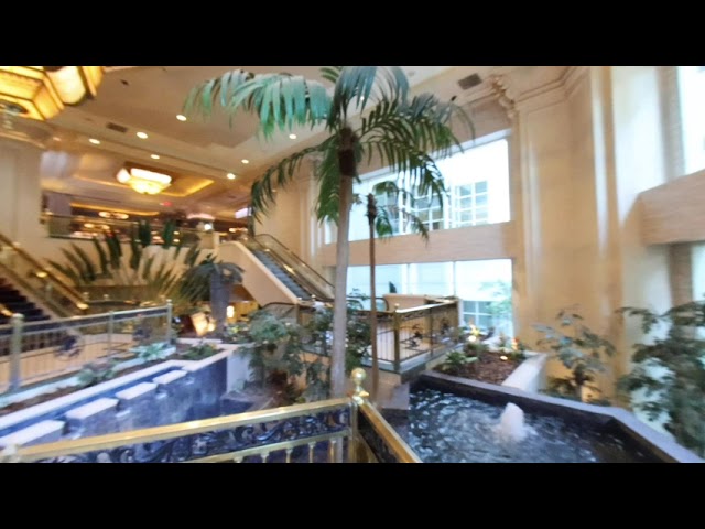 Mandalay Bay 180° 3D VR 4K Mini tour 369