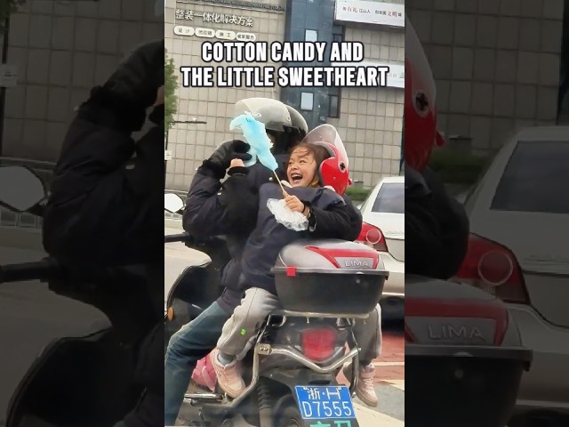 The Sweetest Traffic Light Moment