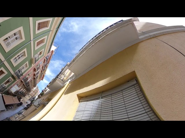 Insta 360 X in Alicante Street Scene just before the shutdown