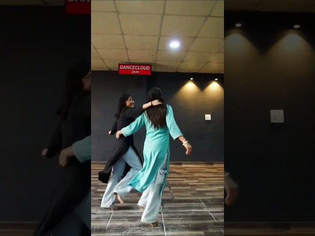 Navrai maajhi 🎶❤️🚺🚺| wedding choreography|#trending #songlyrics #bollywood