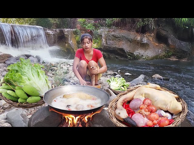 Cooking duck curry eggs with special recipe for dinner in forest