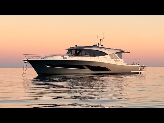 Brand new Riviera 585 SUV to Lady Musgrave Island!