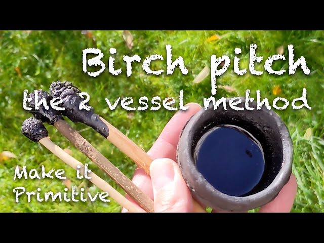 Making primitive birch pitch using two pots 🔥