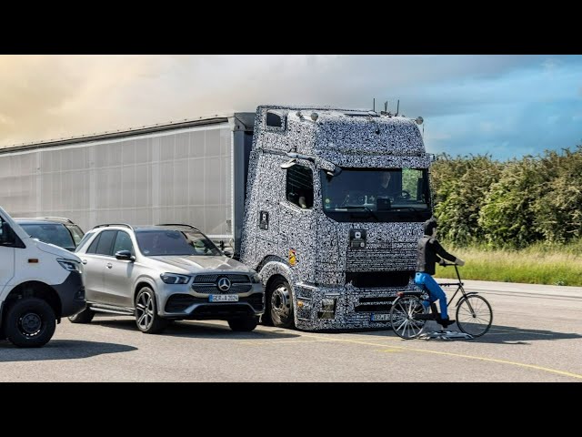 Daimler Truck is intensively testing its new and evolved safety assistance systems