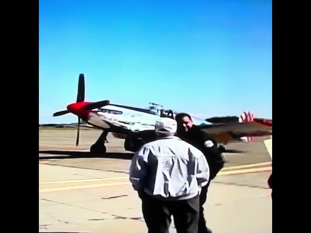 WWII Vet (Dad) Sees P-51, First Time in +60 yrs. Amazing!