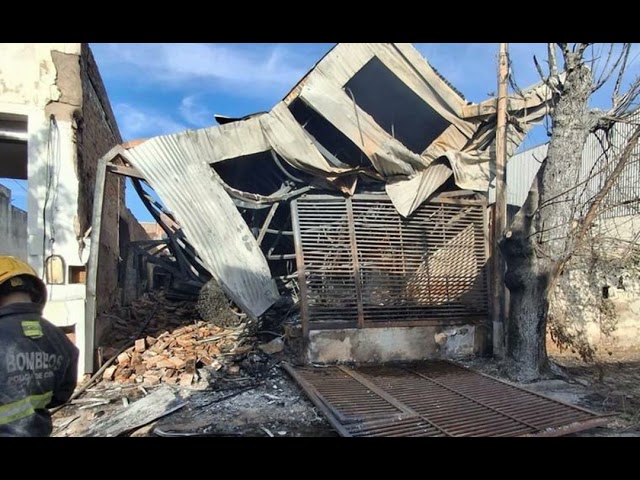 Avanza la investigación del incendio de la pensión en Córdoba que dejó dos muertos | Cadena 3