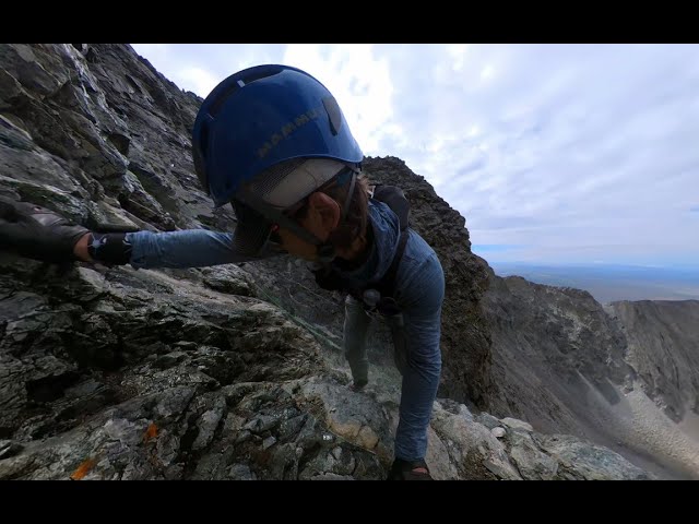 Downclimbing Little Bear Peak after rain! 😬 360-DEGREE (4k UHD)