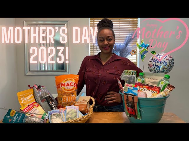 Mothers day gift basket | What I got my mom for Mother's Day!