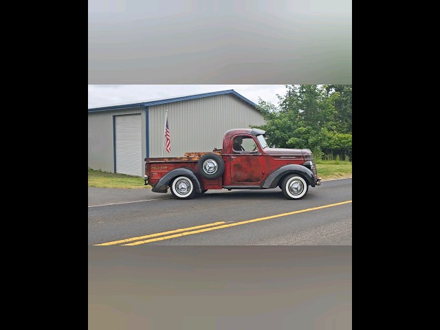 Our buddy stopped by yesterday, truck sounds good! #oldtruck #custom #hotrod  #reels