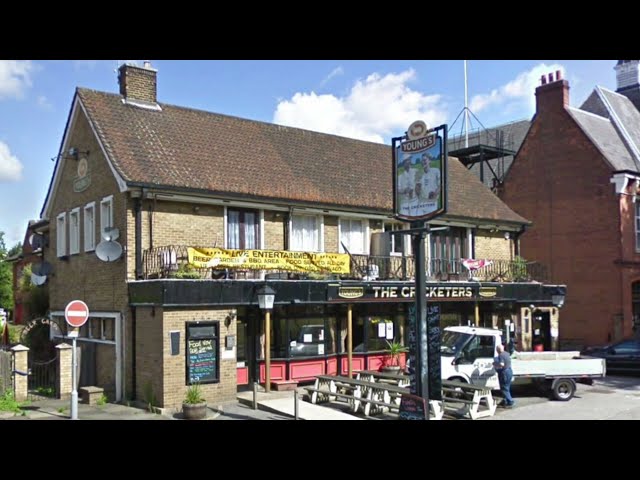 The lousiest pub in Mitcham (in 1973)