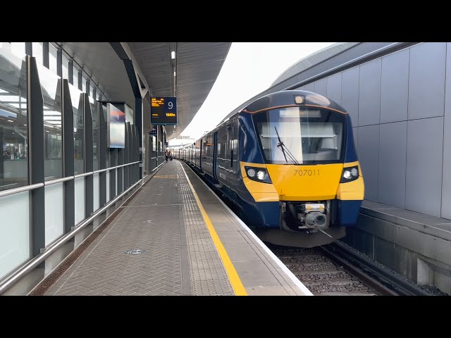 Southeastern Class 707s City Beam units at London Bridge