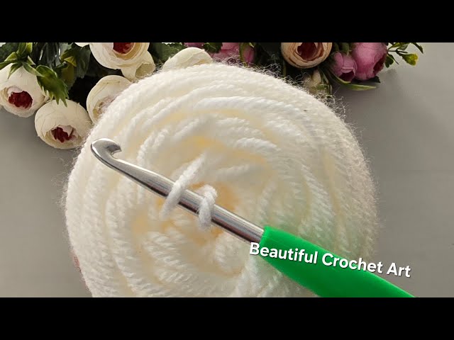 Oh my goodness what a beautiful easy pattern! You can make the crochet pattern.🌺🌹