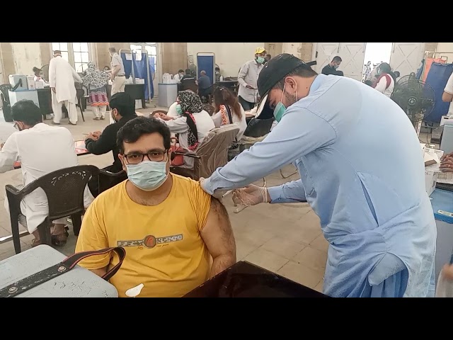 Sindh government establishes new corona vaccine center at Khaliq Dina Hall | Pak exclusive tv