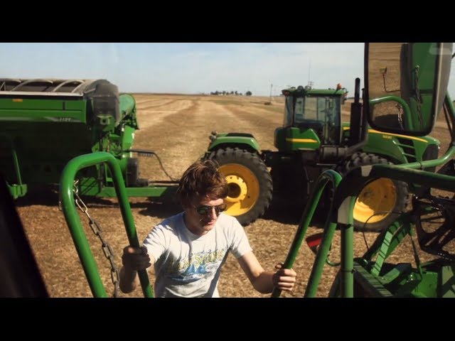 My time in Kansas with Frederick Harvesting - John deere 2010