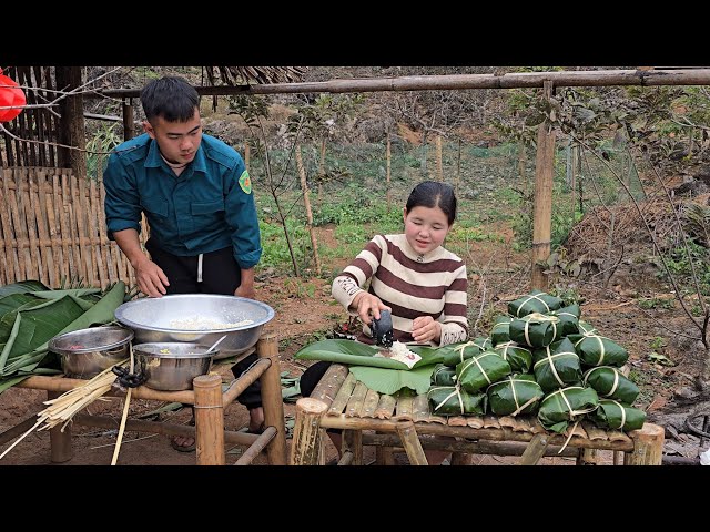 Kind man and Dua make banh chung to celebrate traditional Vietnamese New Year