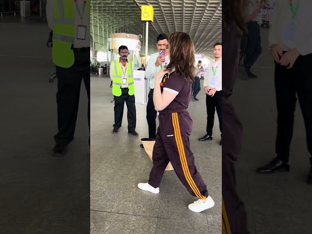 Tamannaah Bhatia’s Sporty Airport Look | Casual Yet Stylish!