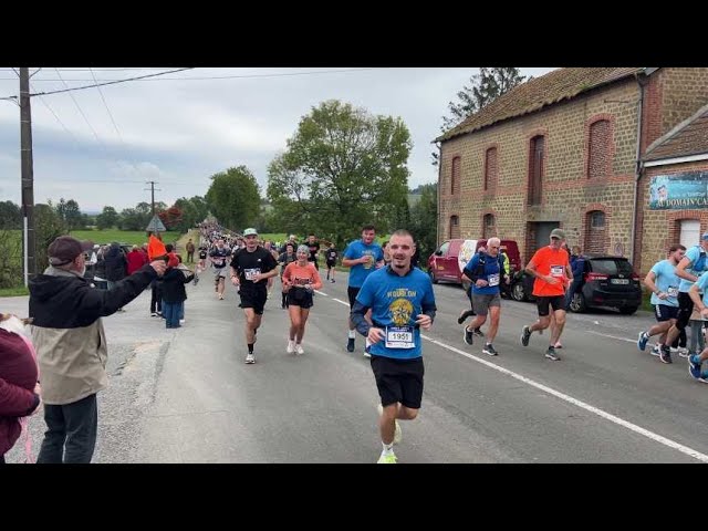 Sedan Charleville 2024 : ambiance à Pont à Bar