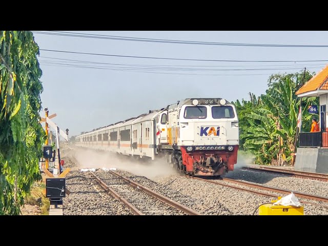 FULL NGEBUT 120KM/H!! KOMPILASI KERETA API NGEBUT DI PULAU JAWA PART 10 | NO 1 RAJANYA JALUR SELATAN