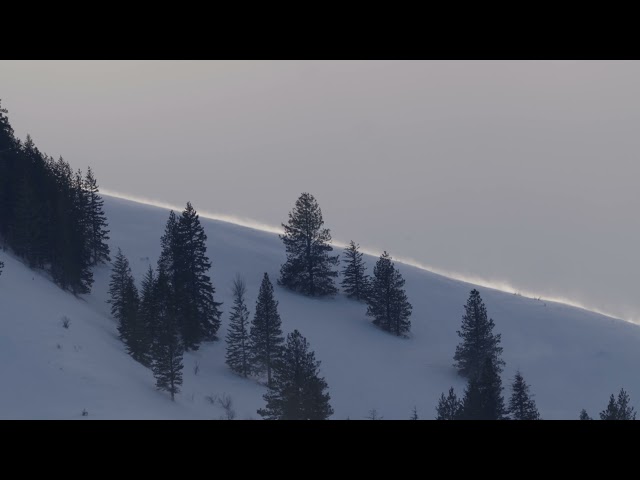 Snow banners and wind in the Methow