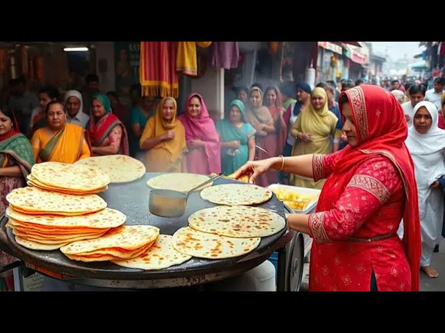 HARDWORKING LADY SELLING PARATHAS AT ROADSIDE | CHEAPEST BREAKFAST IN LAHORE PAKISTAN