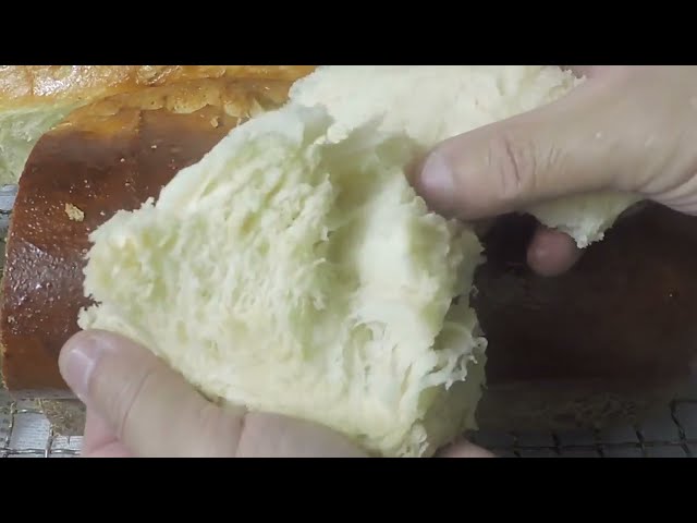 3 Secret Techniques That Will Make Your Breads Flake Like Silk