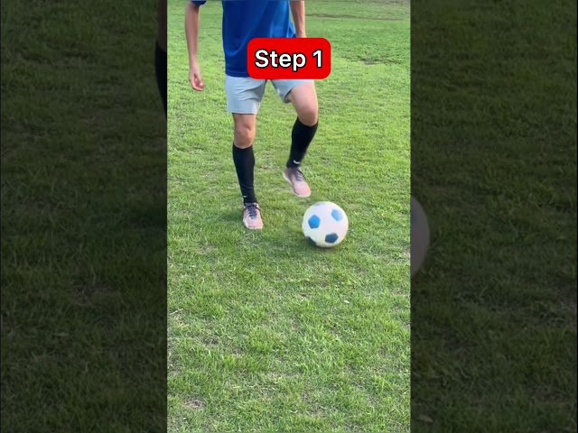 Learn Ground Moves (The Penguin 4) - Football Skill - Tutorial #shorts #footballskills #football