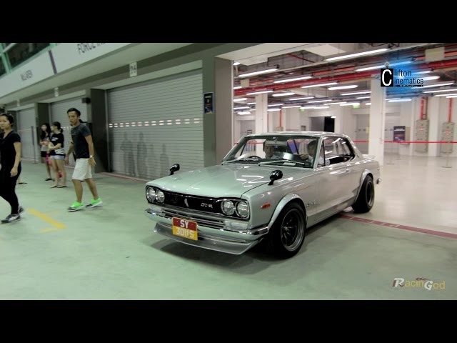 Hakosuka GTR Start Up and Drive Off