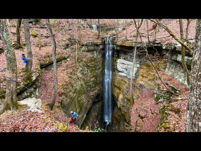 Massive Waterfall Drops 140ft Into the Earth