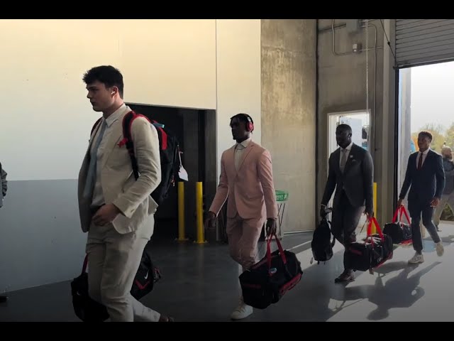 🚨WATCH: Dawg Walk vs. Texas at the SEC Championship Game