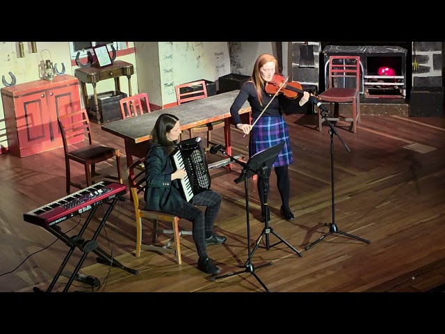 Kerry & Sarah Alexander at Elgin Bothy Ballad Championships 2025