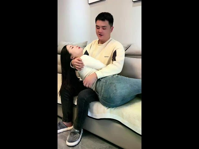 It's Too Difficult To Coax My Wife To Sleep#My Funny Family#Xiao Xixi#Funnyvideo