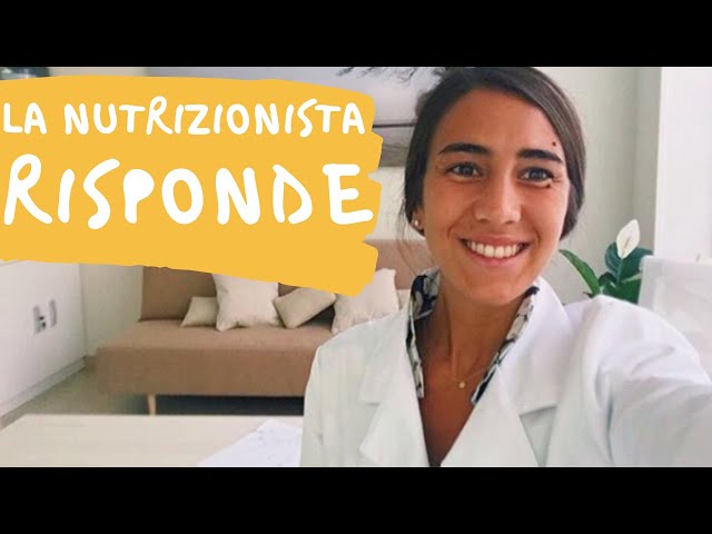 #18 - La NUTRIZIONISTA RISPONDE A TUTTI I MIEI DUBBI ...mentre cucina una torta😅