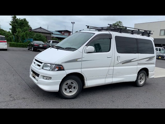 Toyota HIACE REGIUS 1999